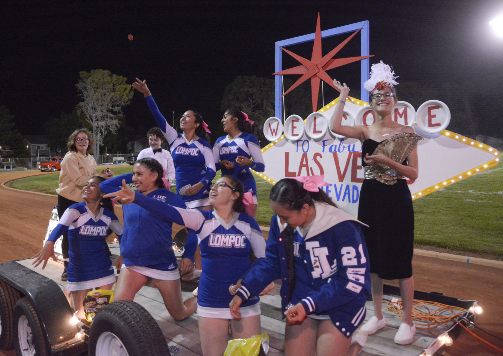 101119 Lompoc Homecoming 18.jpg